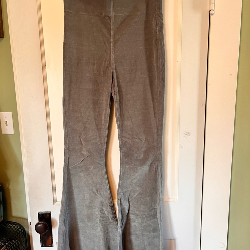 Show me your MuMu cam cam bells Gray Corduroy